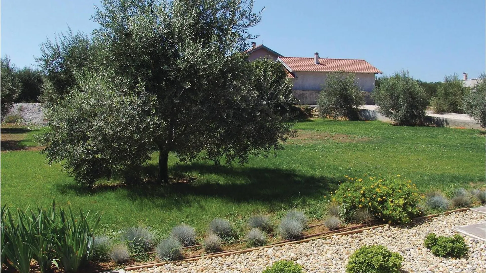 1 Bedroom Cozy Apartment In Bibinje Croatia