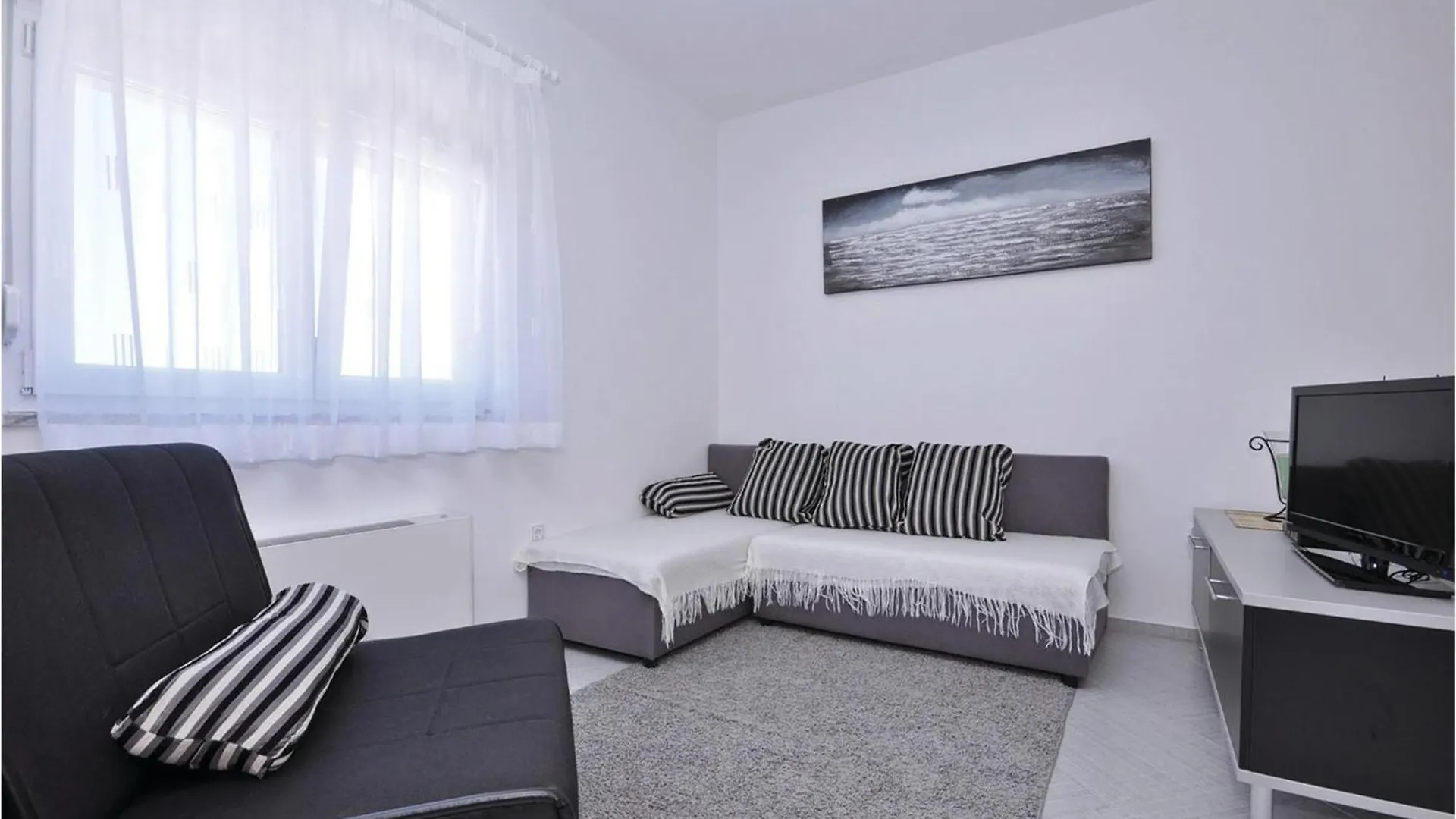 1 Bedroom Cozy Apartment In Bibinje 0*,  Croatia