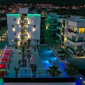 Boutique Cosmopolis Bed and breakfast